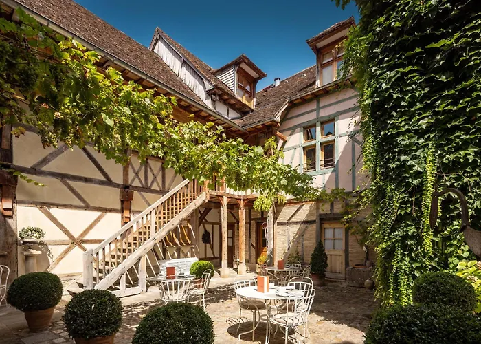 Le Champ Des Oiseaux Hotel & Spa