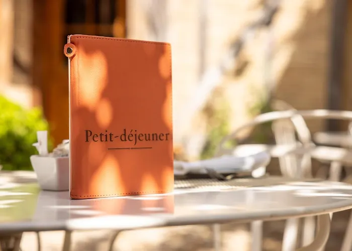 Le Champ Des Oiseaux Hotel & Spa
