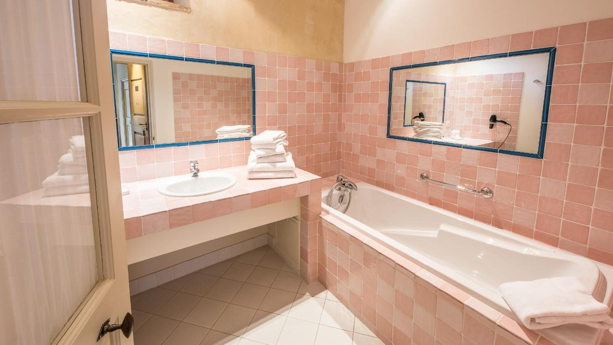 Le Champ Des Oiseaux & 4* Troyes