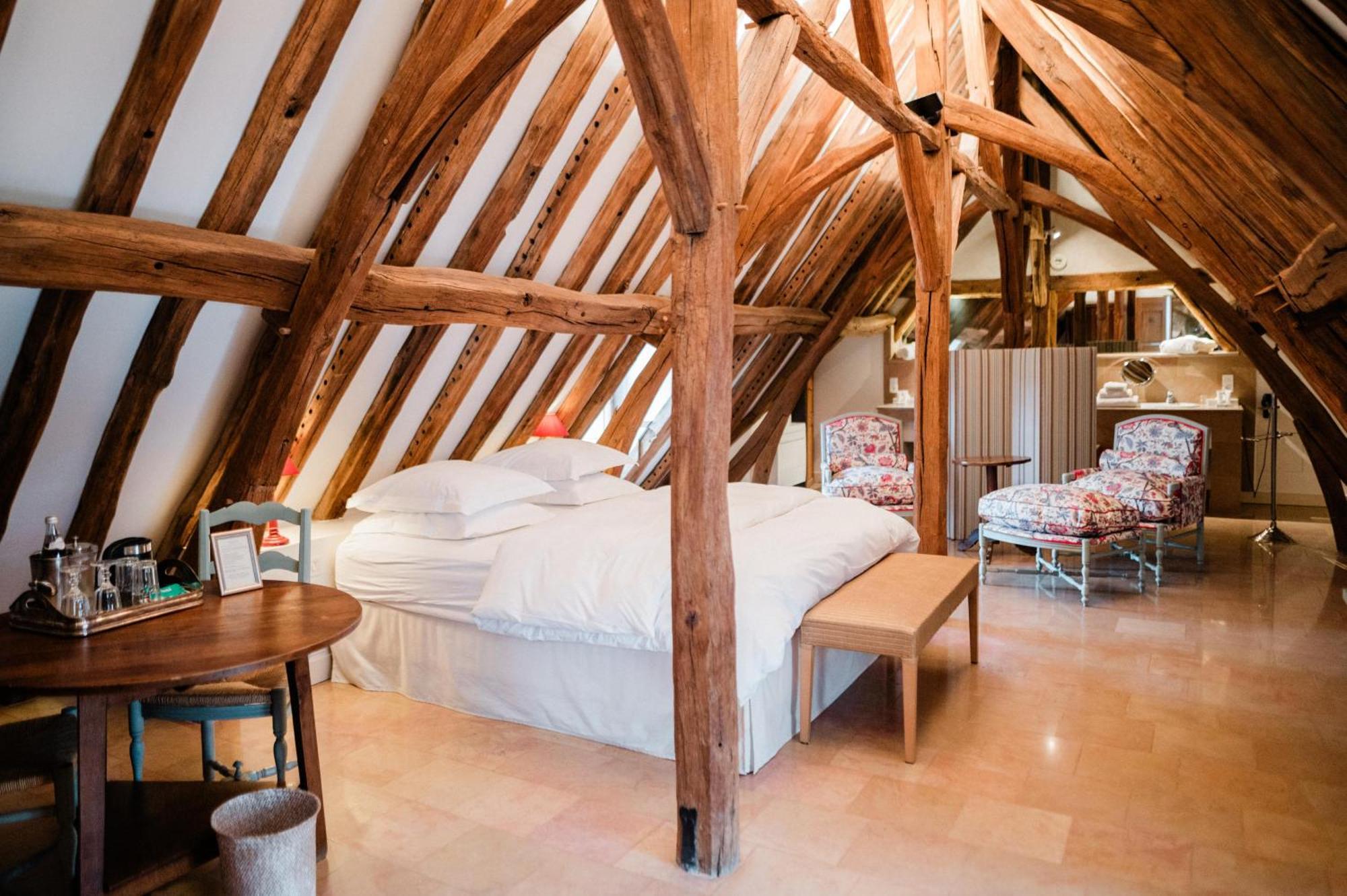 Le Champ Des Oiseaux & Hotel